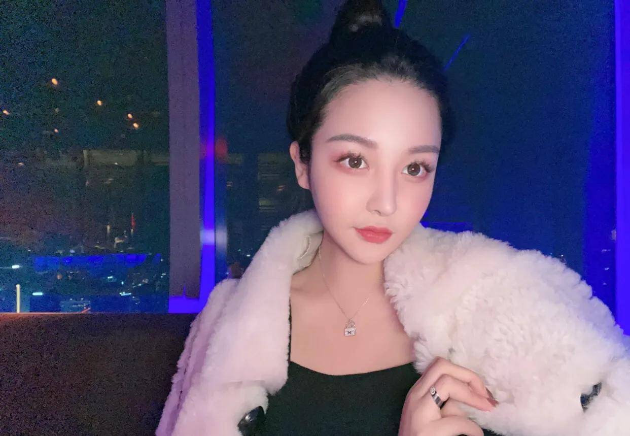 方丈媳妇小杜凤谈她对纹身的看法;散打哥发文称这个年过得很压抑_活动