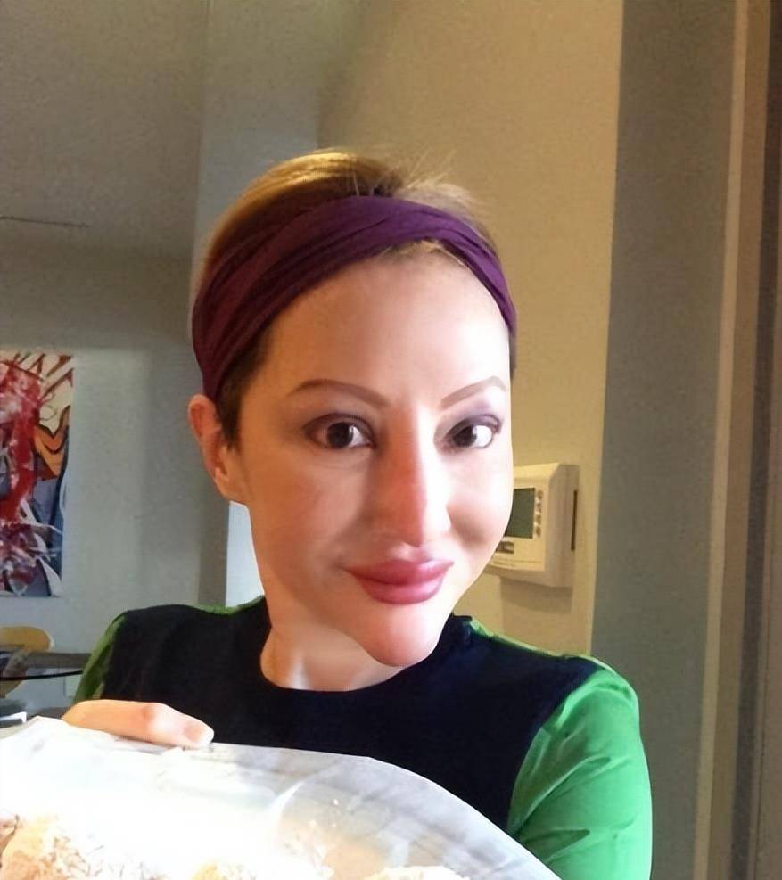 明星的"假下巴"大pk,有的尖到能戳死人,有的下一秒就要飞出去_华晨宇