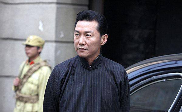 19年前的《插翅难逃》演员现状,想不到他是混得最好的!