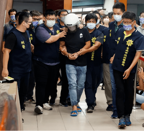 台湾杀警案凶手今日被起诉，检方认为情节严重寻求对其处以死刑 林信吾 台南市 曹瑞杰