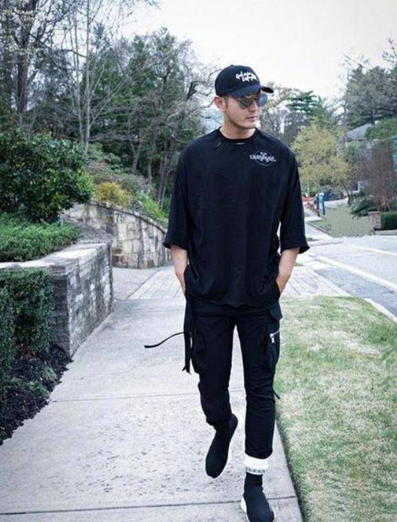 穿polo衫配工装裤舒适时尚,中国男人该学习了_显得_polo_男性