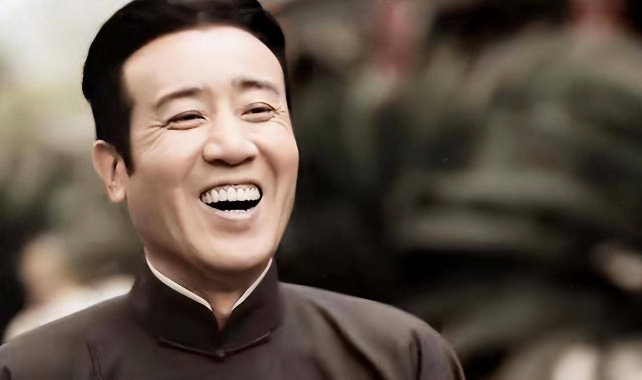 同样是演陈独秀,把冯远征,吴刚和于和伟放一起看,差别就出来了_先生