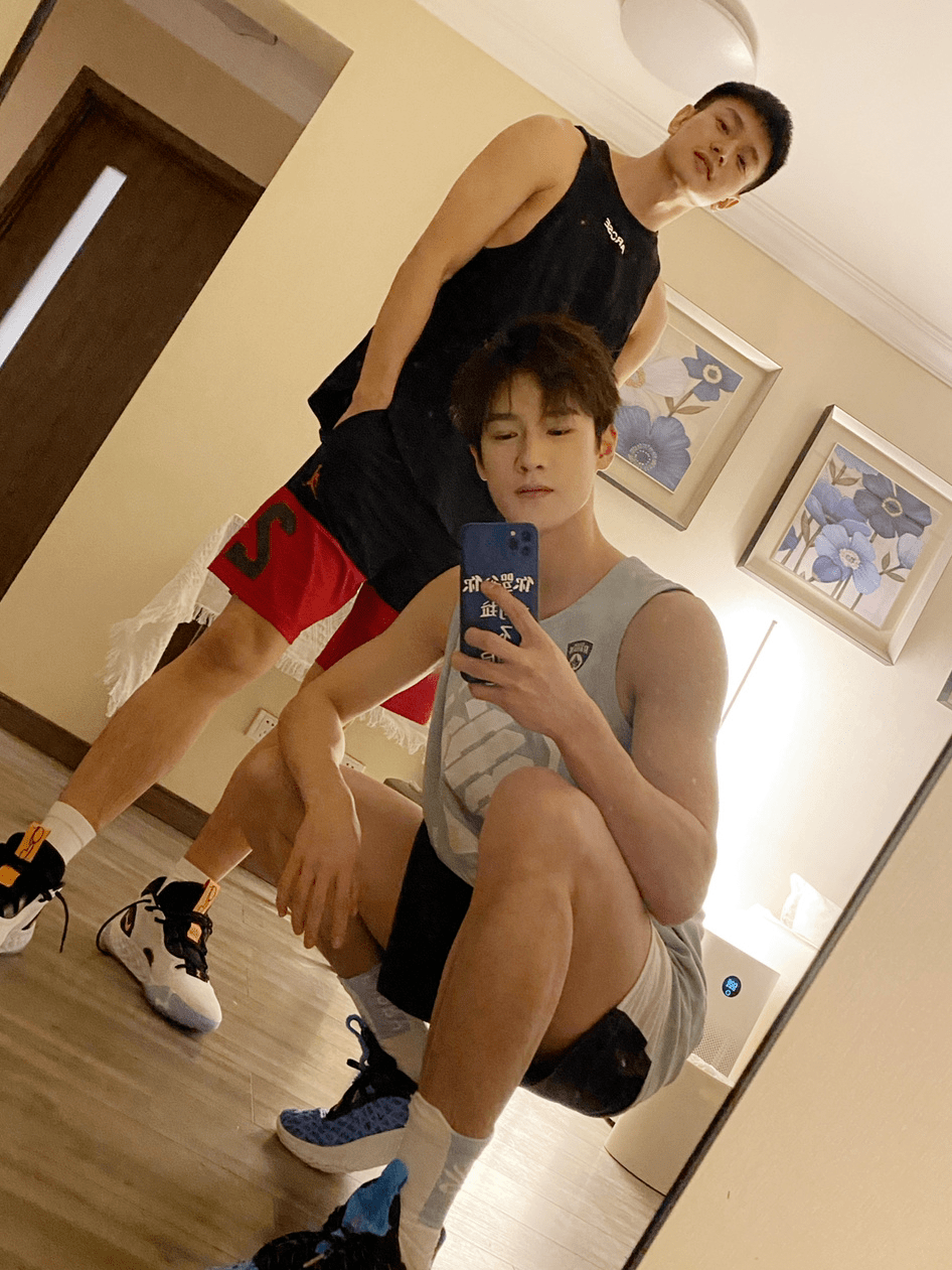 内娱男明星身材内卷图鉴!