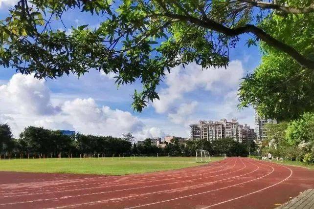 東莞中學_東莞中學排名前十的學校_東莞中學松山湖學校簡介