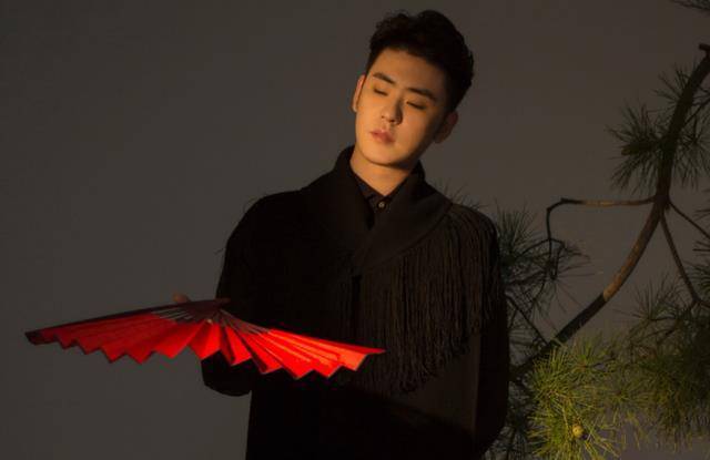 演人员,张云雷说话不当秦霄贤收礼,而他被逐出师门_演出_观众_王鹤宇