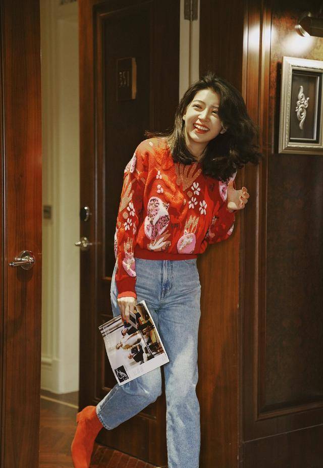 三木博主牛仔裤穿搭真气质,简约中自带高级,适合30 女士copy_女人