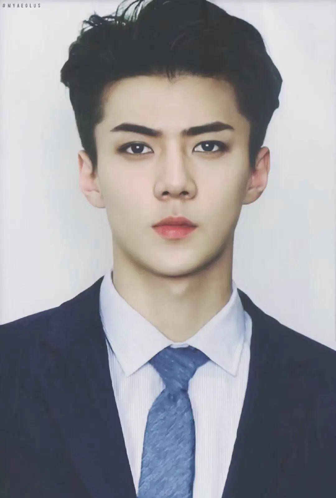 吴世勋据说是拍戏增肥,还不确定车银优片寄凉太第四个龙星凉虽然是