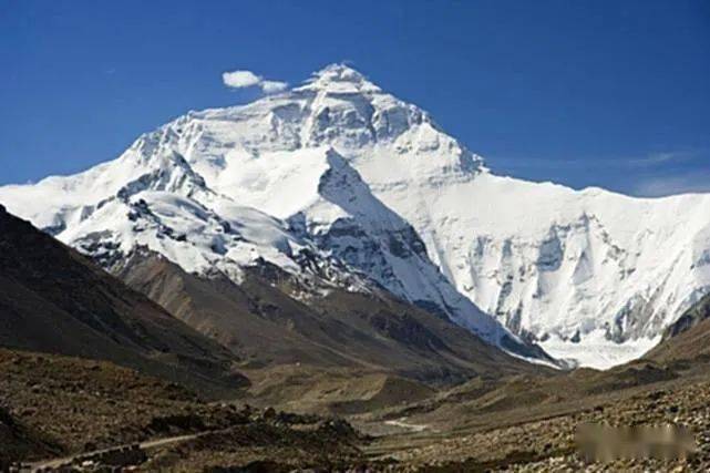 中国名山 珠穆朗玛峰 雪阳文摘 千山俯首万山低 万水引吭