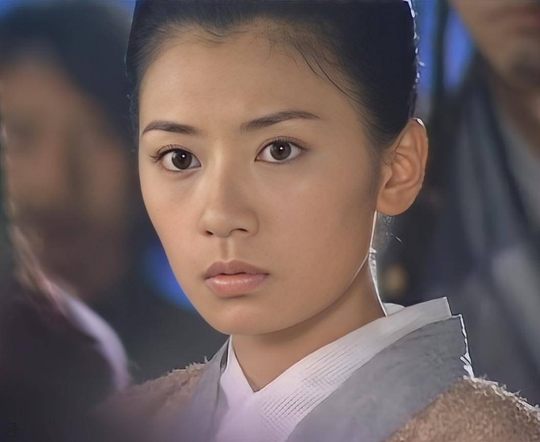 那些曾经女扮男装的女角色,谁又美又飒,谁灵动可爱?_男人_霍水仙_曹颖