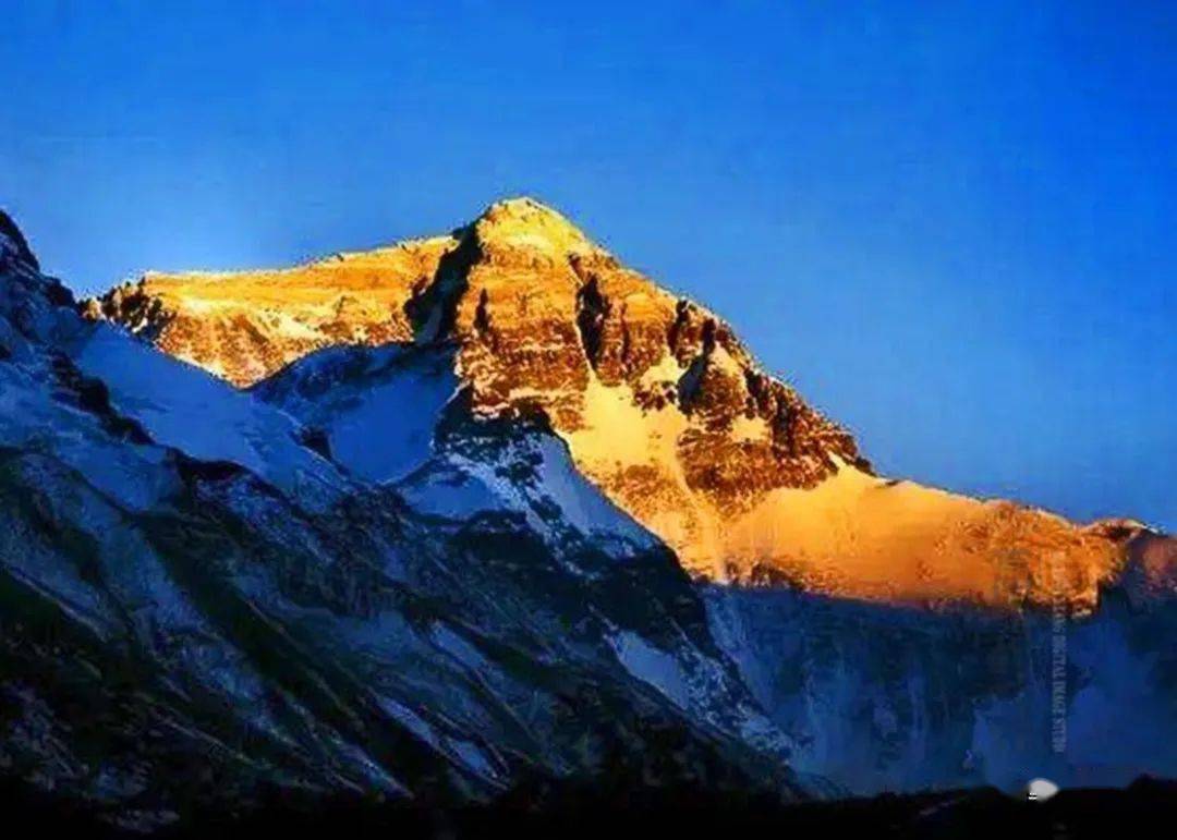 中国名山 · 珠穆朗玛峰⑤ · 雪阳文摘 | 千山俯首万山低 万水引吭