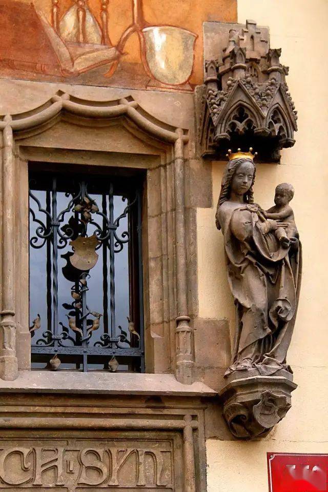 布拉格老城广场_教堂_圣尼古拉斯_自鸣钟