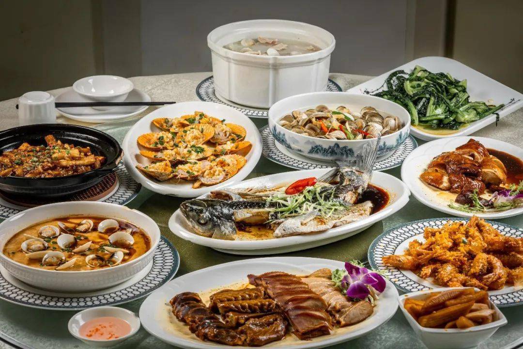 【越秀·越秀公园】￥99秒经典粤菜开心小聚3人餐!