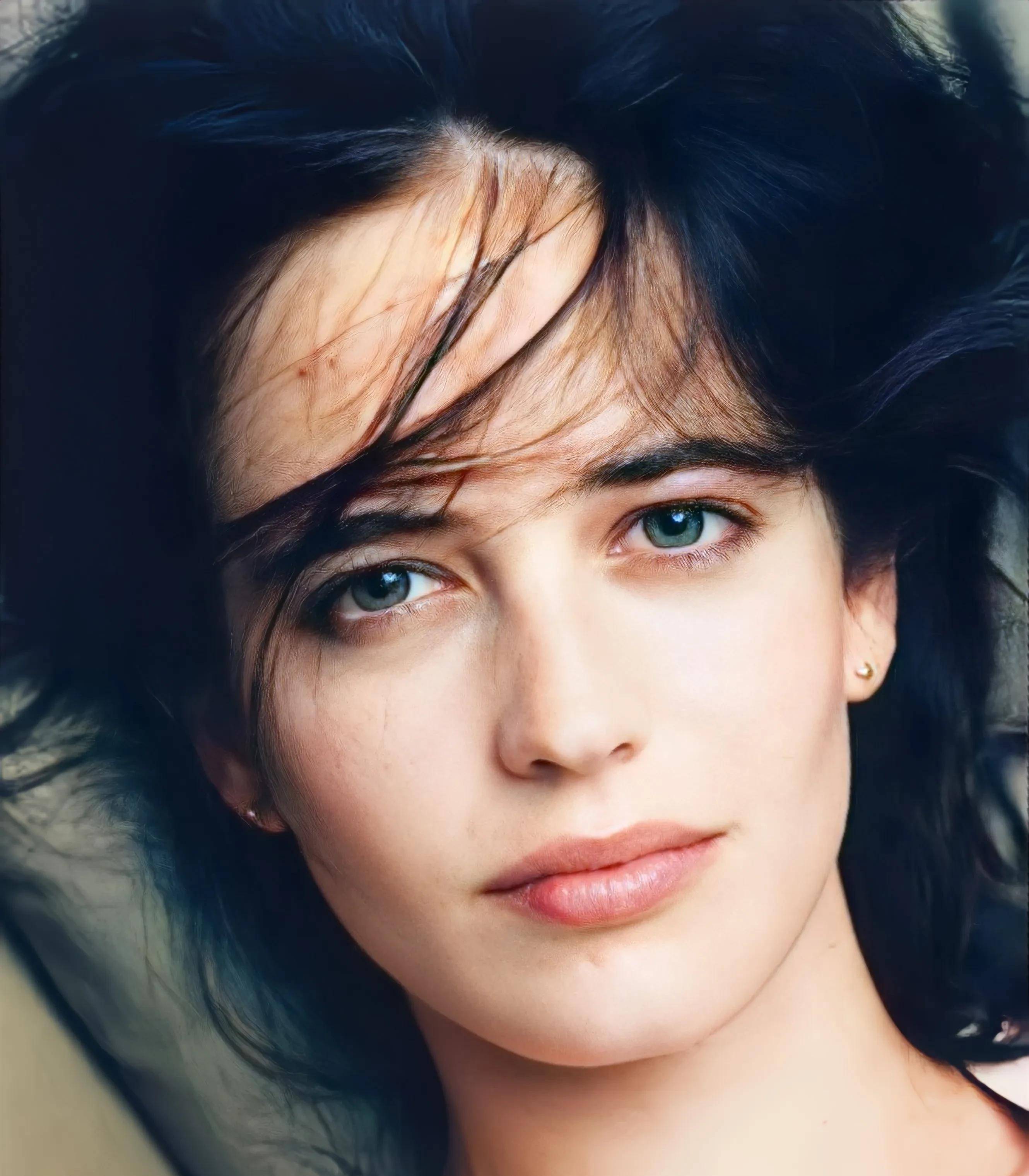 哪怕是心如蝎子的坏女人,也让"心狠手辣的老男人"深深着迷_伊娃格林