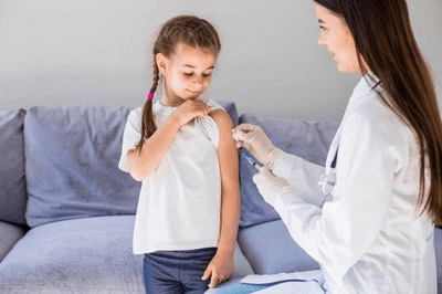孩子打完疫苗会有哪些不良反应？该怎么处理呢？