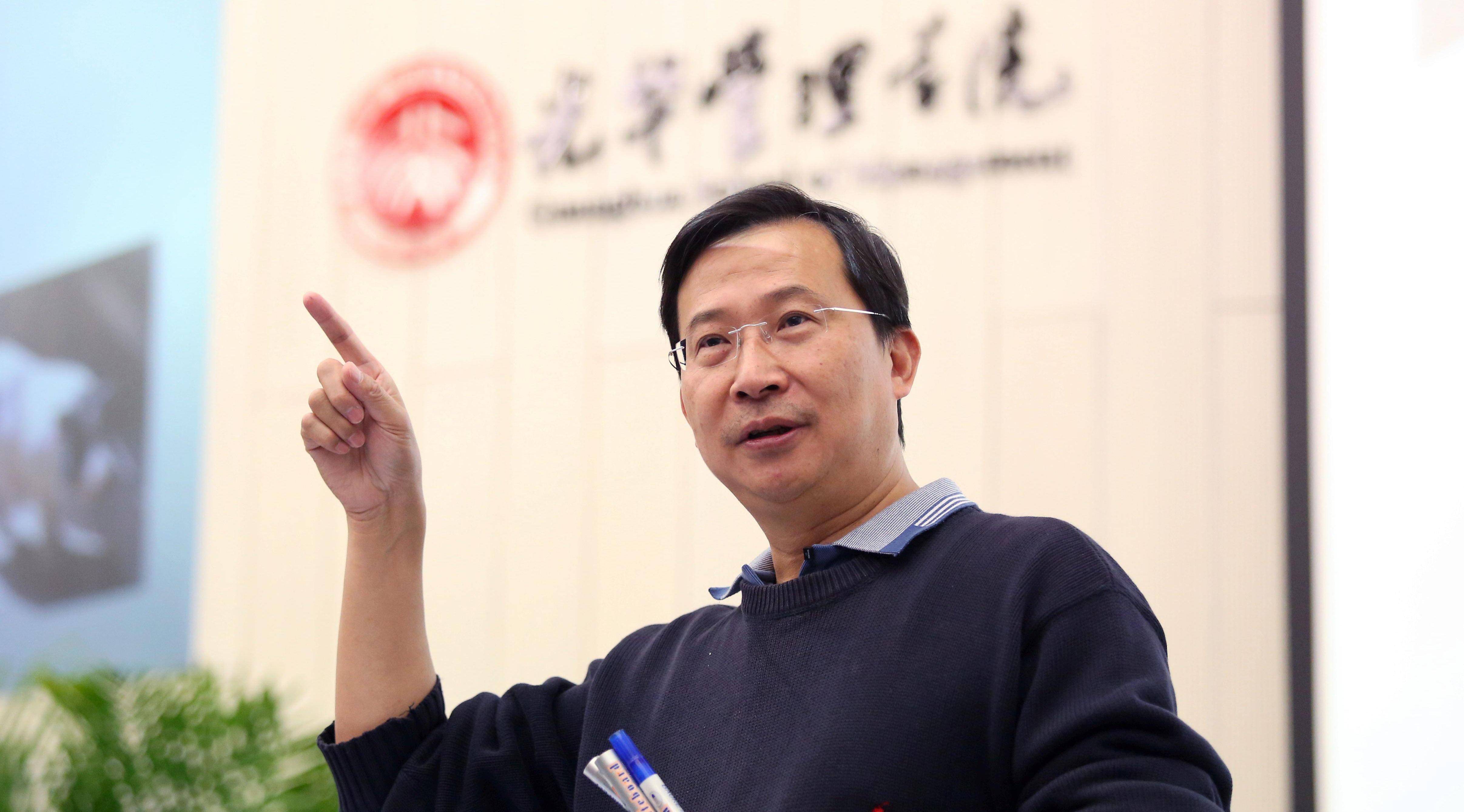 放弃美国国籍,担任北大院长,怒斥:几个老院士围着一个处长赔笑_饶毅