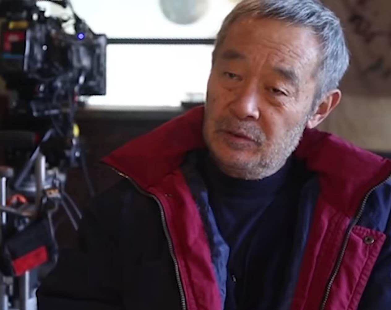 于蓝追悼会曝光,66岁侄女婿李雪健前来悼念,白发苍苍面容憔悴