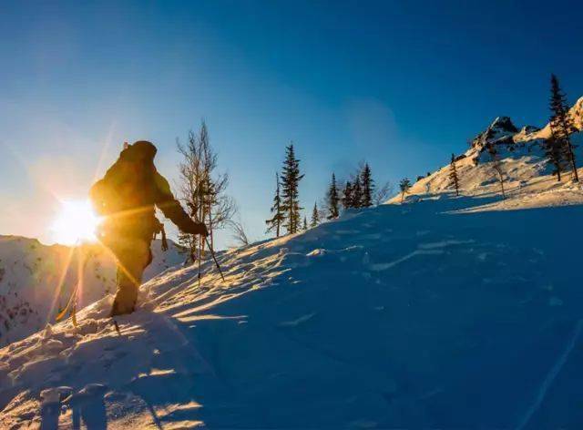 最全的登山杖使用说明书,让你的每次户外超轻松!_长度_身体_手臂