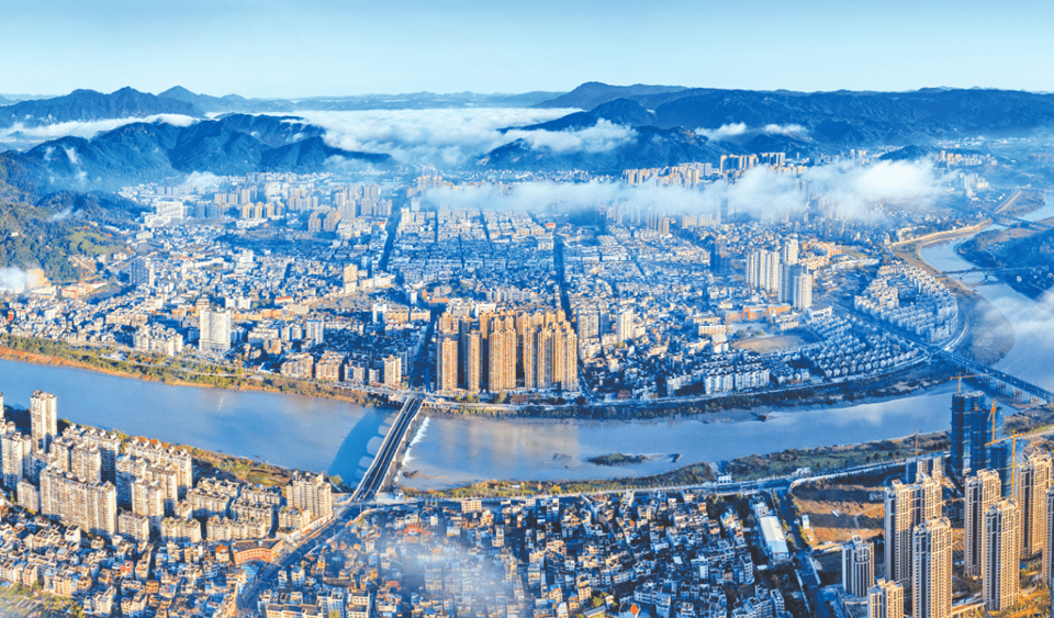 连江县坚持"3820"战略工程思想精髓,全力打造"海上福州"桥头堡,两岸