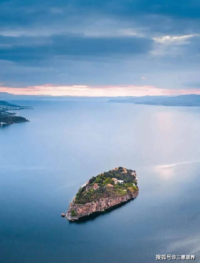 旅居云南抚仙湖,看绝美湖光山色_澄江_昆明_小时