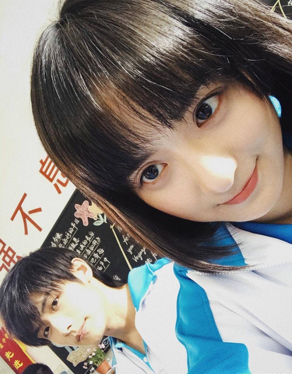 她还是沈月好友,出道4年演了3部女主剧_厉嘉琪_小女_长相