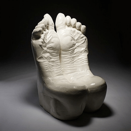 全毛绒覆盖椅子让厨房变花园石膏像凳子维纳斯床蜘蛛侠床你觉得怎么样