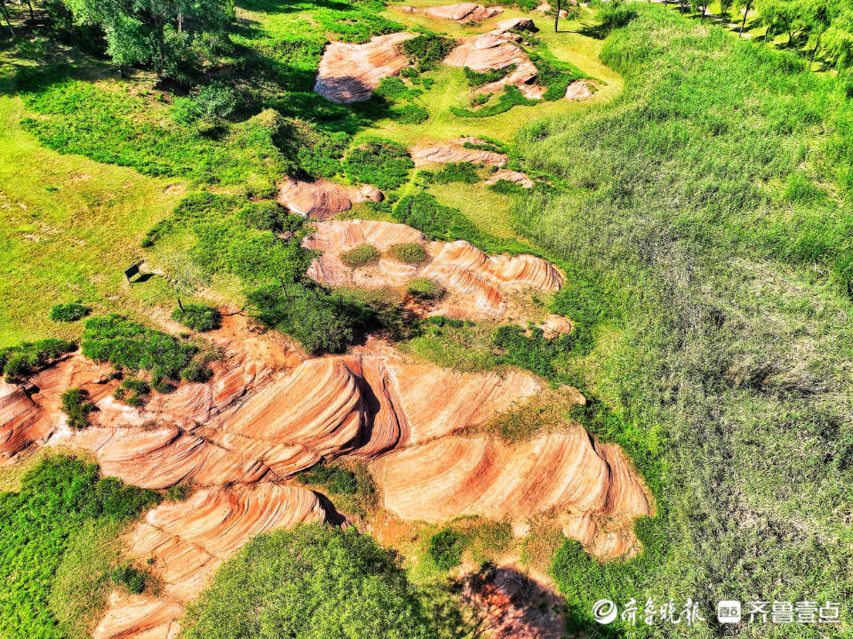 航拍济南红石公园,丹霞地貌蔚为壮观_情报员_齐鲁_大自然