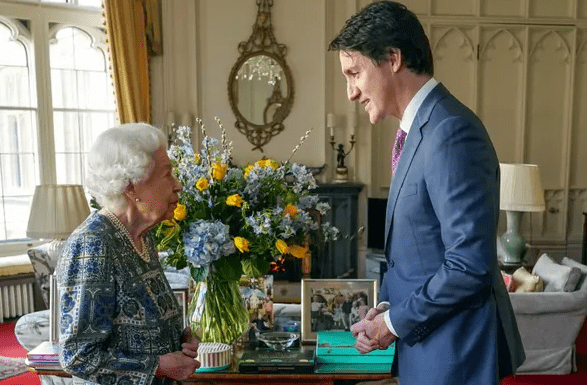 加拿大总理特鲁多将英女王的葬礼日定为联邦假日