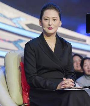 金牌制片人黄澜:因父亲一句话而改变,念念不忘92岁的画家老师_生活