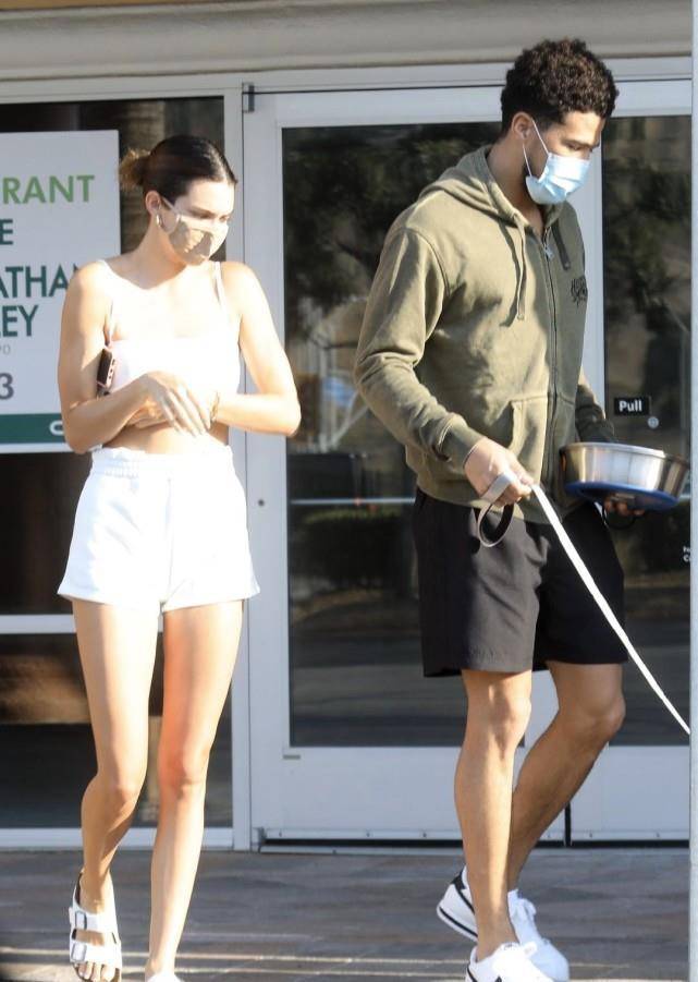 肯豆和新男友其出街露面!