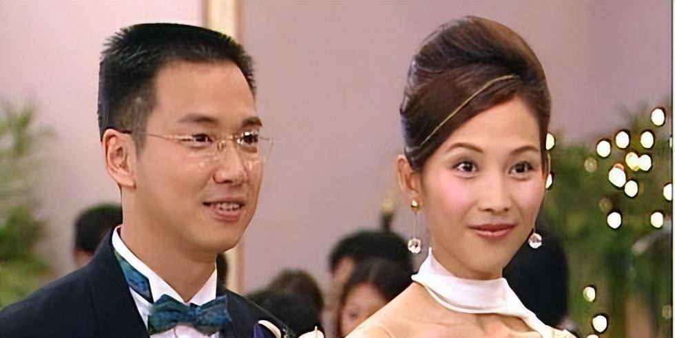 《陀枪师姐》荣兆佳本应护佑卫英姿一生,奈何一步走错,一生被毁_豪门
