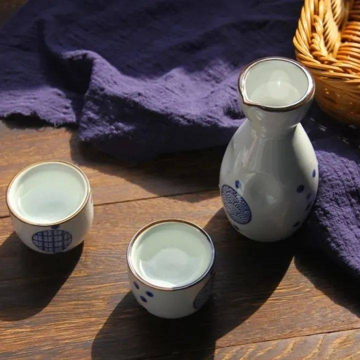 诗中品酒:花间一壶酒,且消无数愁_李白斗_人生_生活