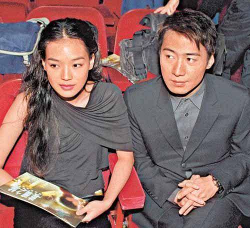 舒淇明星时期:导演辞退男主亲自上阵,"天涯艳照"跌入谷底_赵文卓