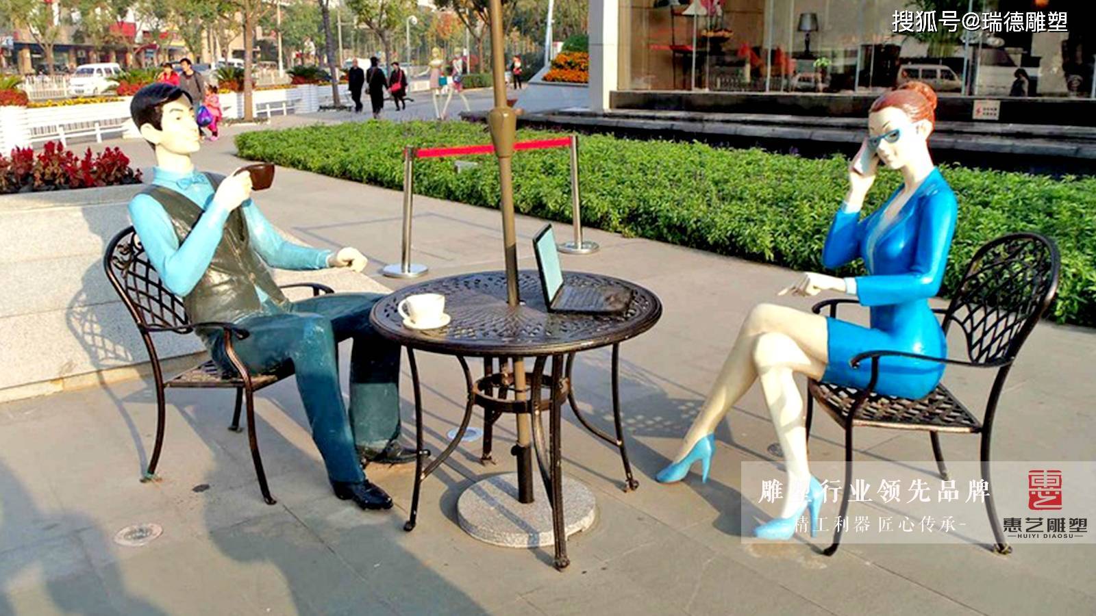 铸铜时尚玻璃钢商业街摆放雕塑欣赏_人物_小品_景观