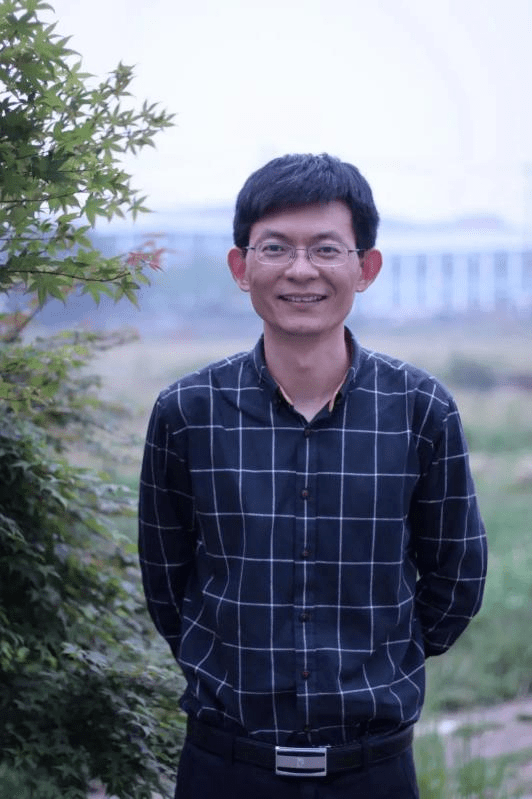 校友风采 | 英语2001级校友张强寄语浙师新生_母校_服务_嘉兴市