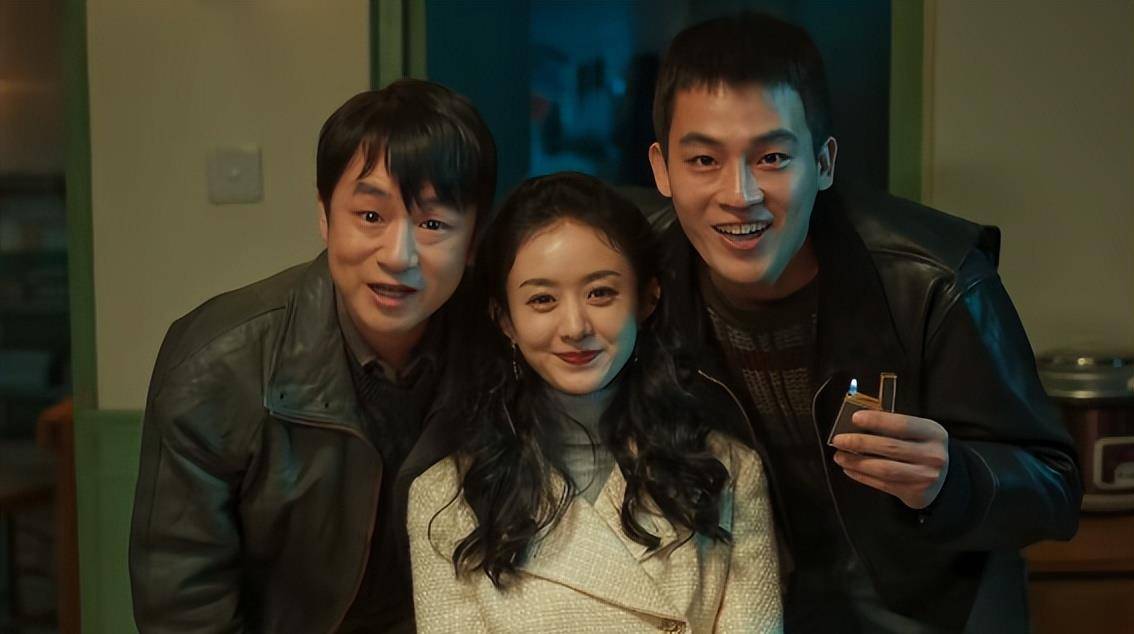 赵丽颖罕见演企业家,胖一圈更惊艳了,许半夏这个角色演对了_傅东育