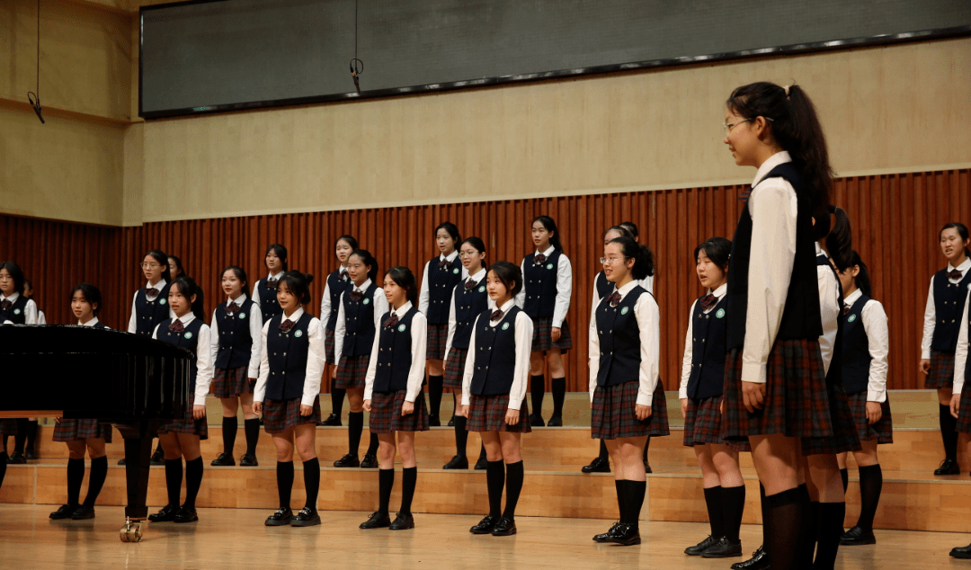 厦门六中合唱团问鼎「群星奖」