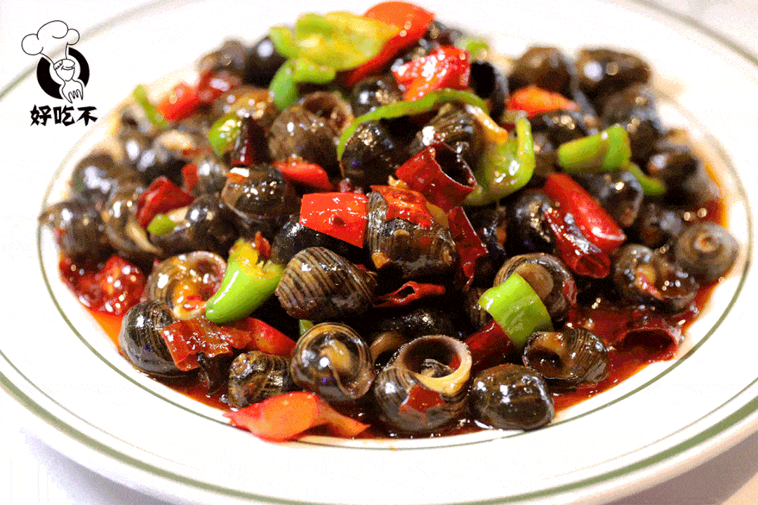 湖南小炒: 辣炒花蛤,辣炒石螺,火爆溜肥肠 .全都香辣过瘾,下酒一流!