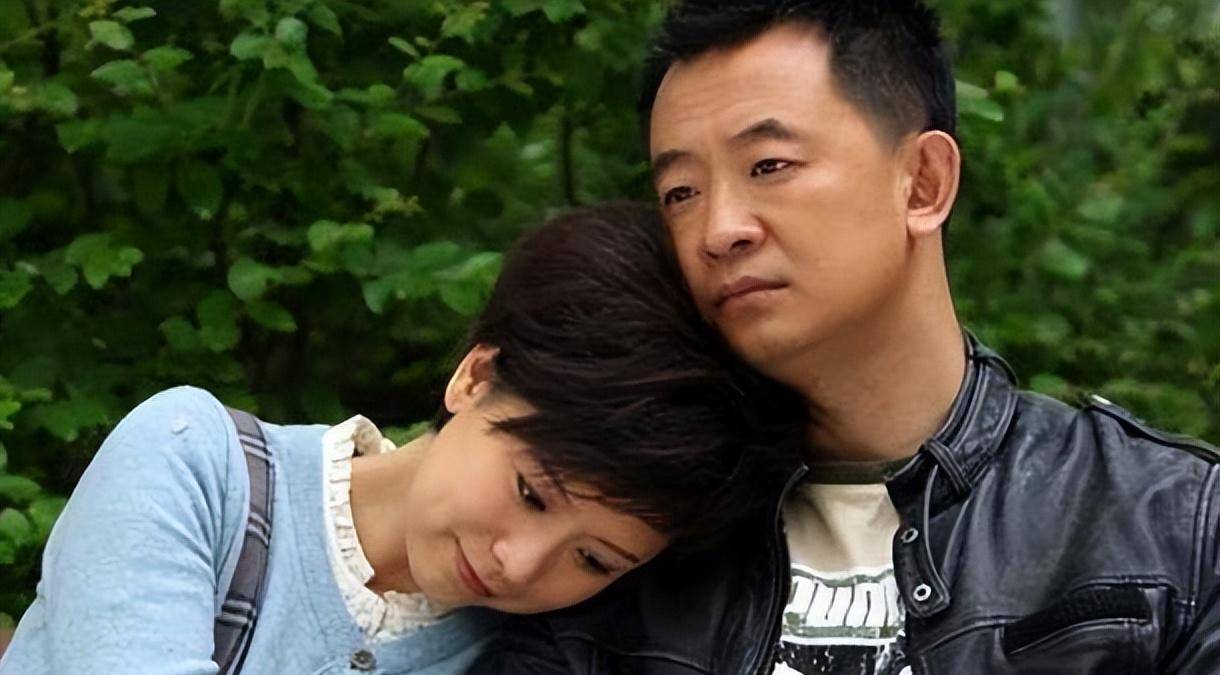 演员朱锐自曝在剧组被猥亵,海清为其讨公道被骂"神经病"_李易峰_事情