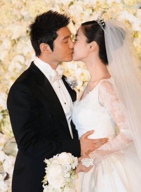 这些年为了提高angelababy的演技可谓是花费不少心思.