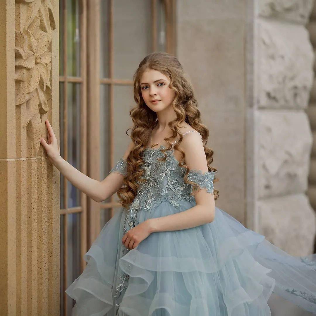 乌克兰12岁小模特,美得像天使_侵权_版权_网络