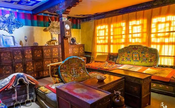 西藏日喀则有一座贵族庄园，豪华奢侈，见证了旧贵族的黄金时代