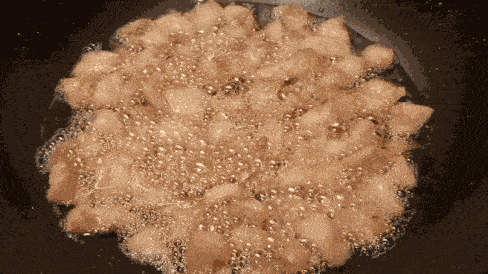 尿液什么价【大河早新闻】男子发布不实信息被郑州警方刑拘／河南降温！局地阵风6级／官方回应郑州一主干道绿化带不够绿化_https://www.jmylbn.com_新闻资讯_第16张