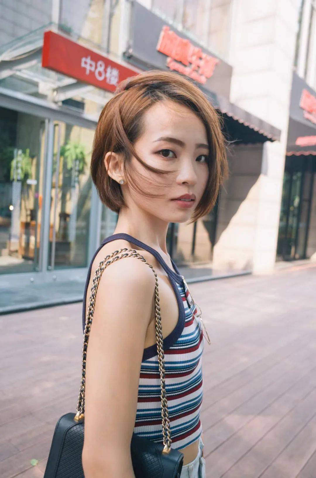 内联部 李晴2022学术部 李思琪2022实践部 谭思沩2022文体部 王伊然