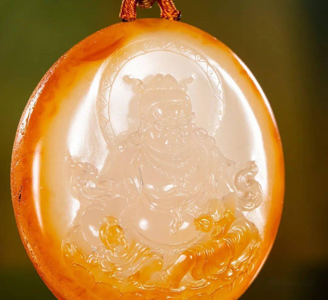 lot25819张坤 玛瑙黄财神挂件规格:4.1×3.7×1.