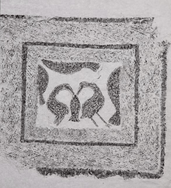 西汉 单鹤啄鱼图▲西汉 双鹤啄鱼图鸟啄鱼汉画像石中有大量反映汉代