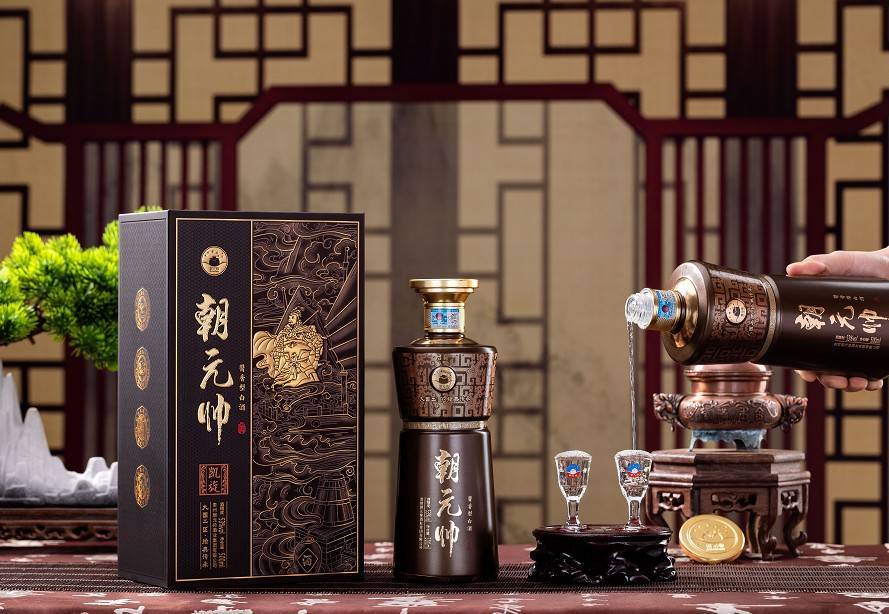 朝元帅酒业秉承茅台镇12987的酱酒传承酿制工艺,将品质酱酒赋能档次