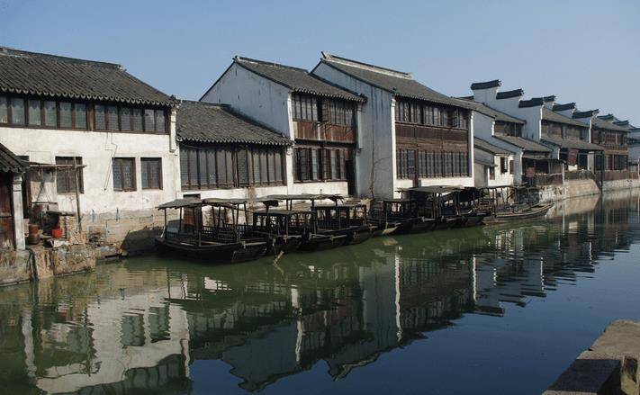 浙江最特别的古镇，白墙灰瓦中藏着西式小洋房，坐拥江南第一名宅
