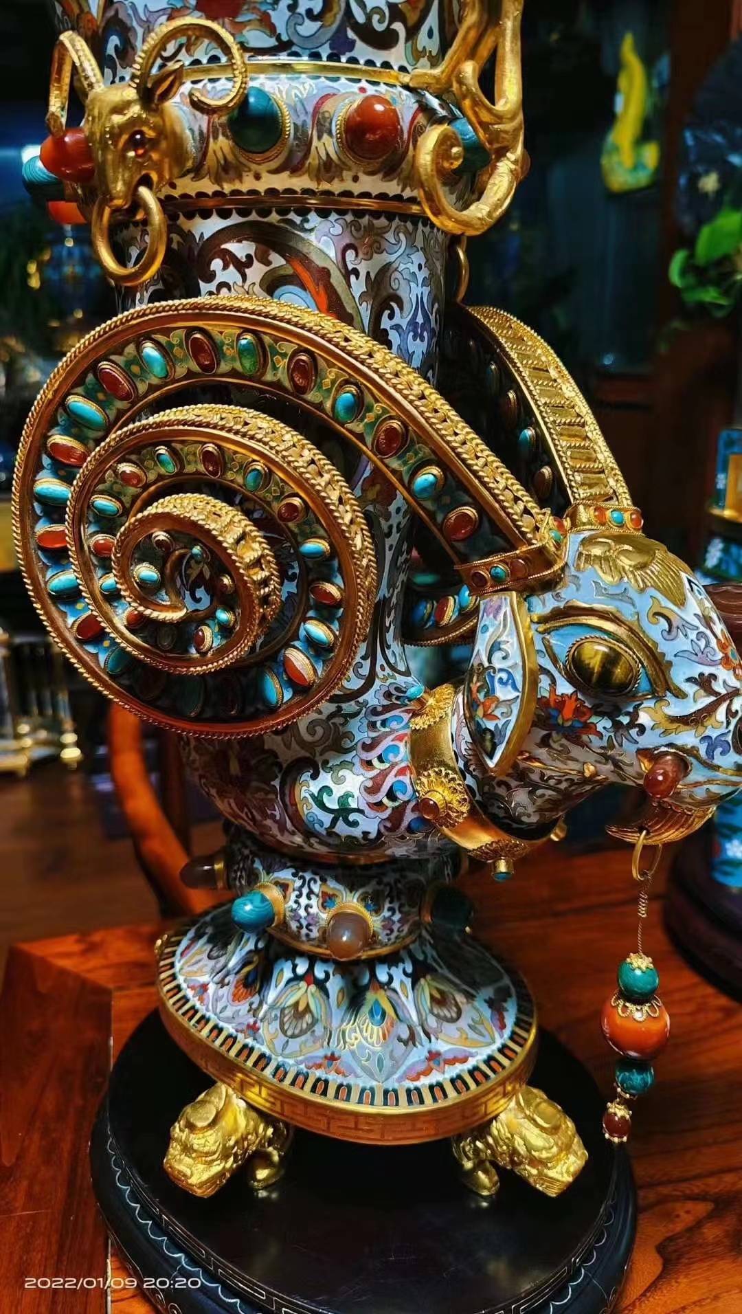 景泰蓝羊角杯 铜胎掐丝珐琅美器 双龙夺宝 四兽呈祥_作品_高约_工艺