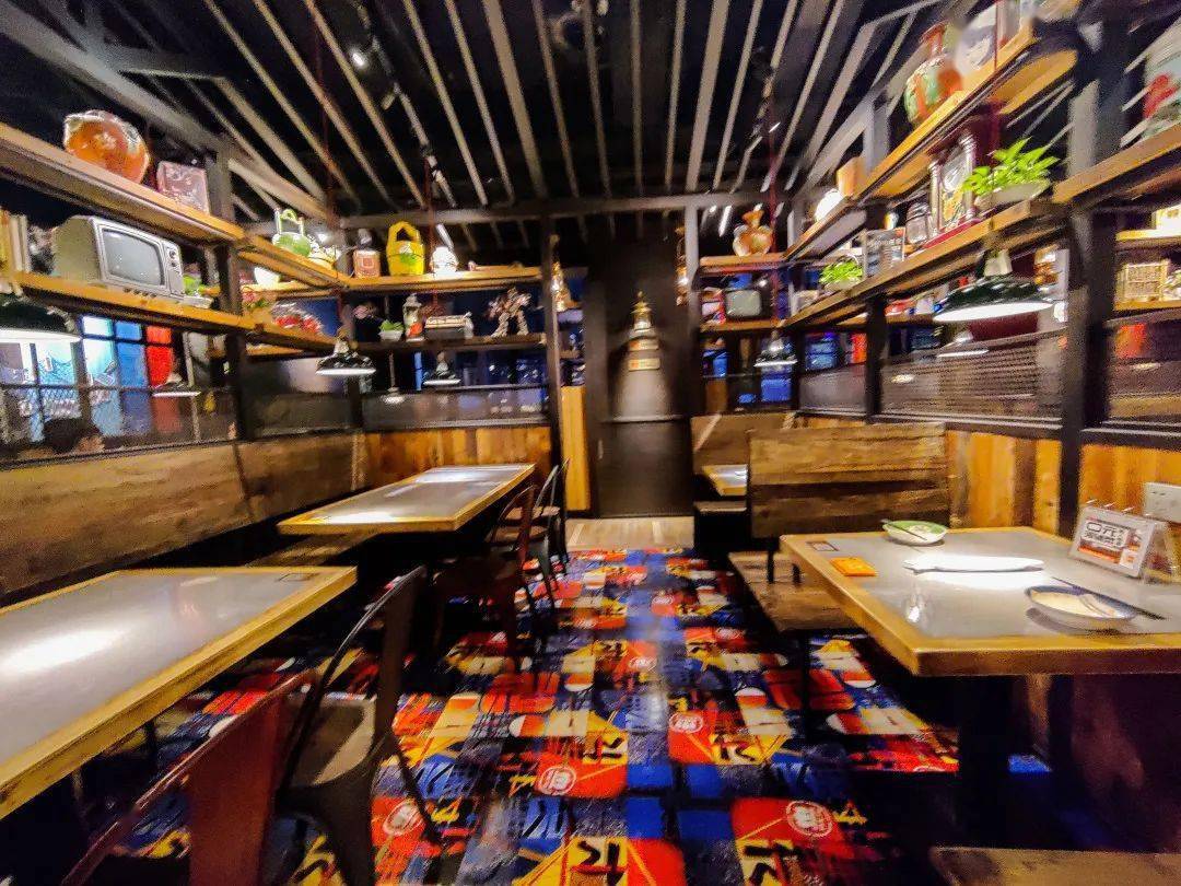 百年东街【探鱼】霸气宠粉~每月送无门槛满100减50消费券,走吃鱼去!