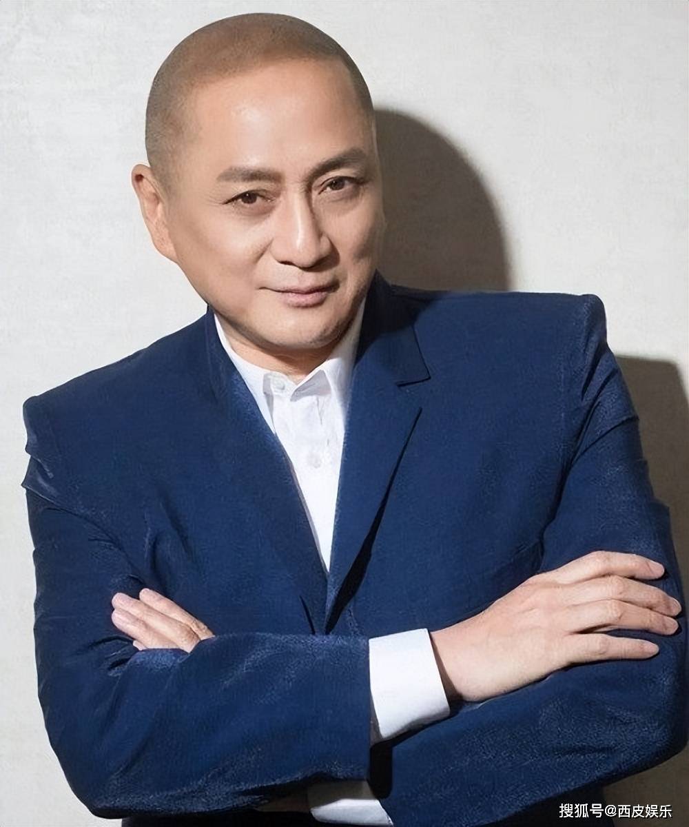 63岁港星汤镇业曾言:我不仅不羡慕刘德化,反而非常同情他_刘德华